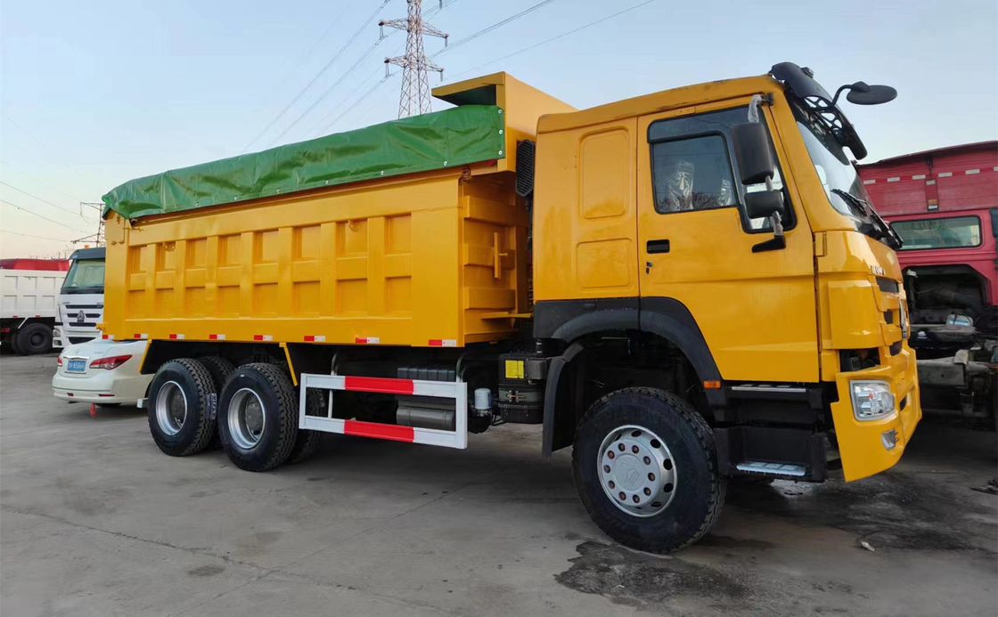 Sino Truck Dumper Nieuwe grote emmer 30 ton 6 * 4 Howo Tipper met deksel Nieuwe banden Single Sleeper