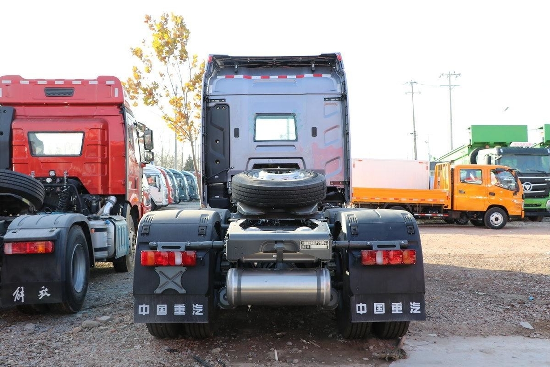 HOWO Zware vrachtwagen Tractor Hoog dak deflector 6X4 Diesel 16 versnellingen 480 pk Nationaal VI