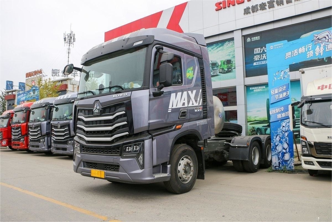 HOWO Max zware vrachtwagen licht luxe versie hoge dakstroomplaat 480 pk 6x4 LNG-tractor