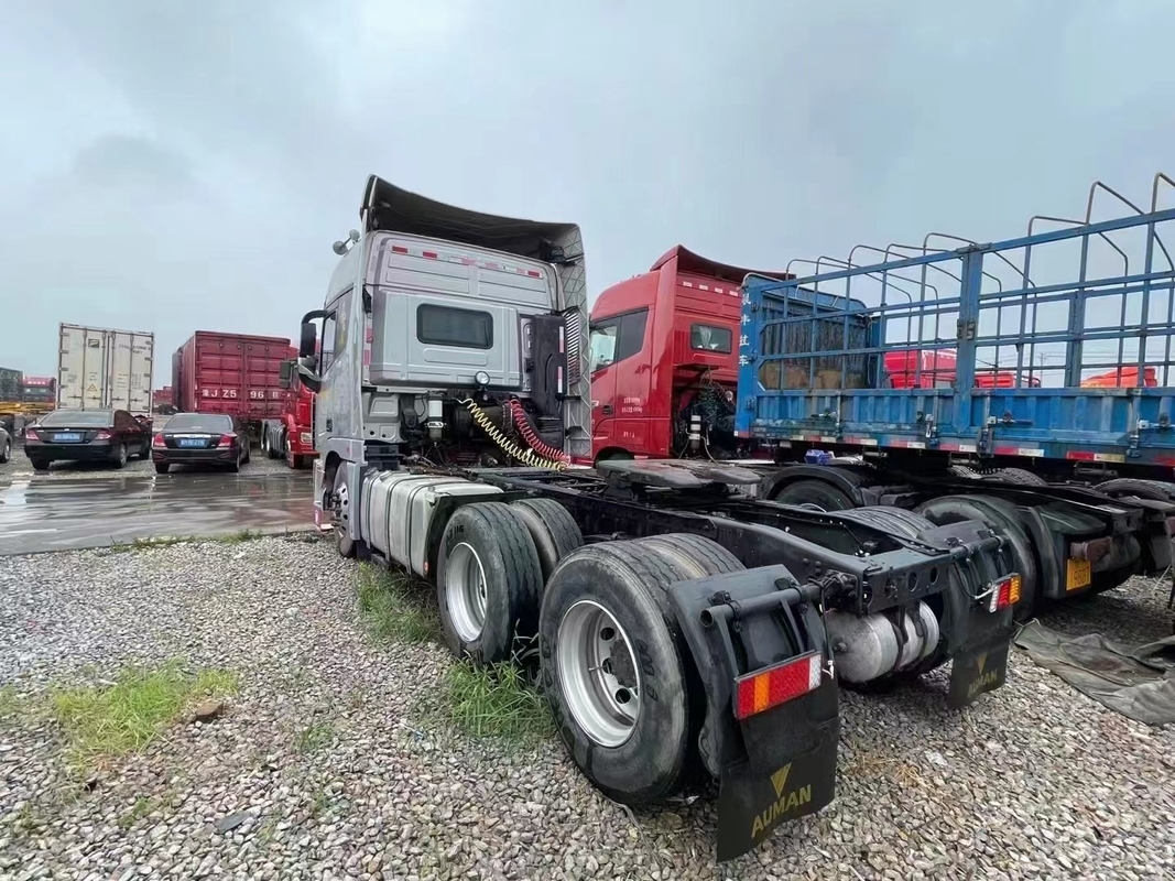 Foton Auman Est Traktortruck 6*4 Rijmodus Hoogste cabine 2 Sleeper Deisel Engine 2020 Jaar