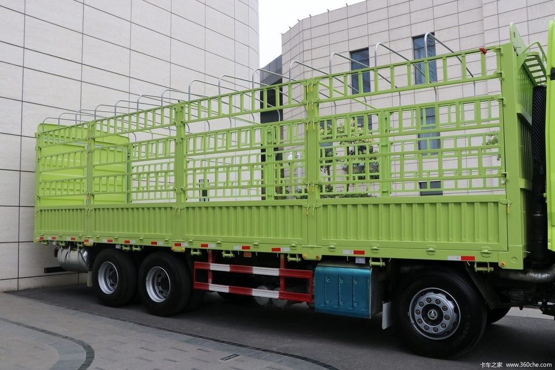 Jiefang Zware hek Truck Groen lichaam Hoog dak 460 pk 8x4 9,4 m 12-speed Diesel Truck