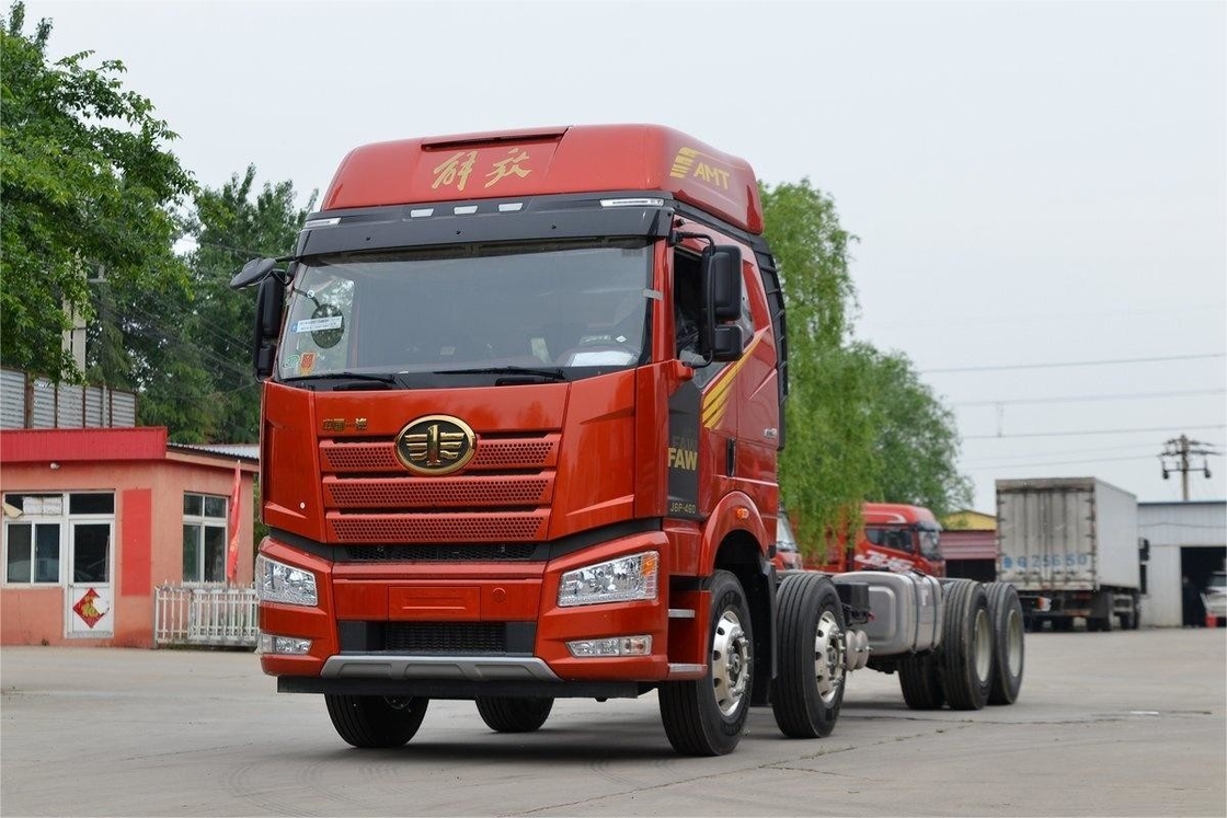 FAW Jiefang Zware Truck High Top 10-Speed Diesel 8X4 320HP 9.5m Rails Carry Truck Chassis