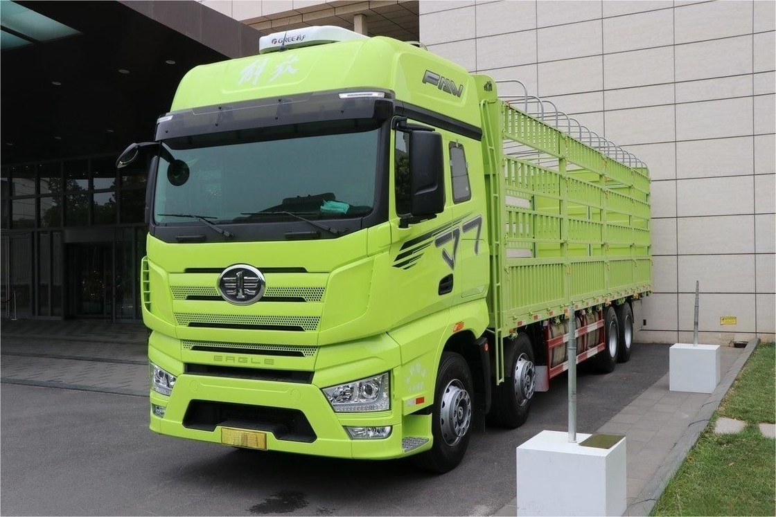 Jiefang Zware hek Truck Groen lichaam Hoog dak 460 pk 8x4 9,4 m 12-speed Diesel Truck