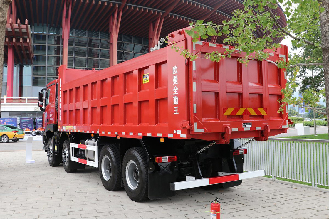 Foton Dump Truck 15 ton 580 pk 8X4 7.6M Rode carrosserie Dubbele achteras U-vormige vrachtbak