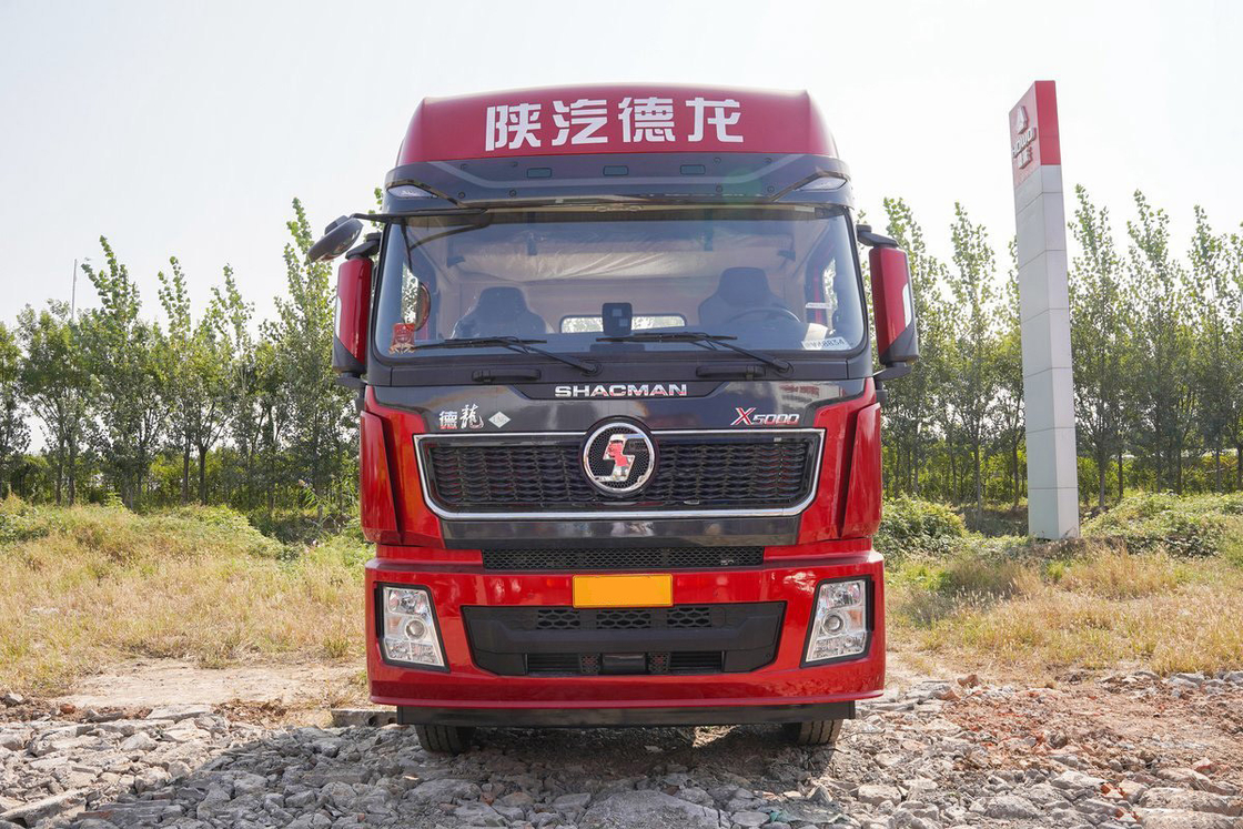 Shacman Tractor Truck Euro 6 Achterste dubbele as Achterste achtwiel 480 pk 6x4 LNG airbag zitplaats