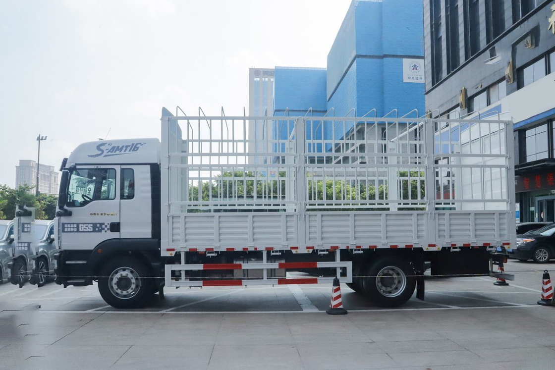 Airbag schokabsorberende stoel AMT geautomatiseerde handleiding 270 pk 4 * 2 6,8 m Sinotruk Sitrak hek truck