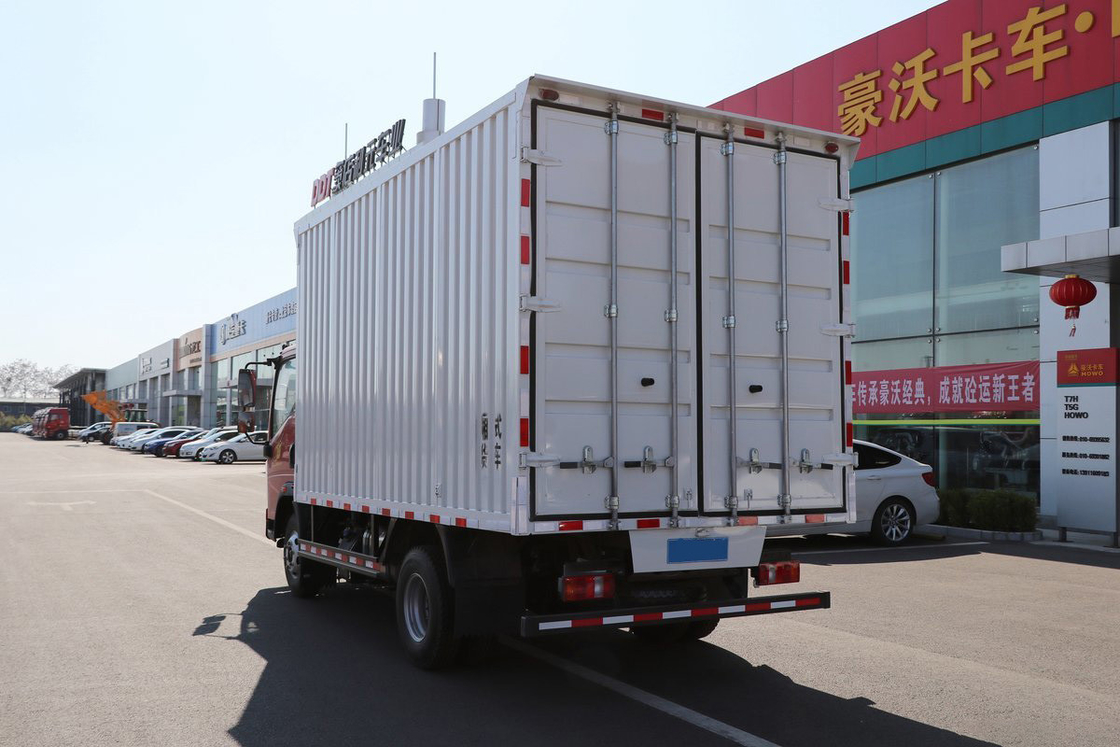 Sinotruk King serie 160 pk 4,15 m hoog dak deflector enkele rij HOWO van licht vrachtwagen