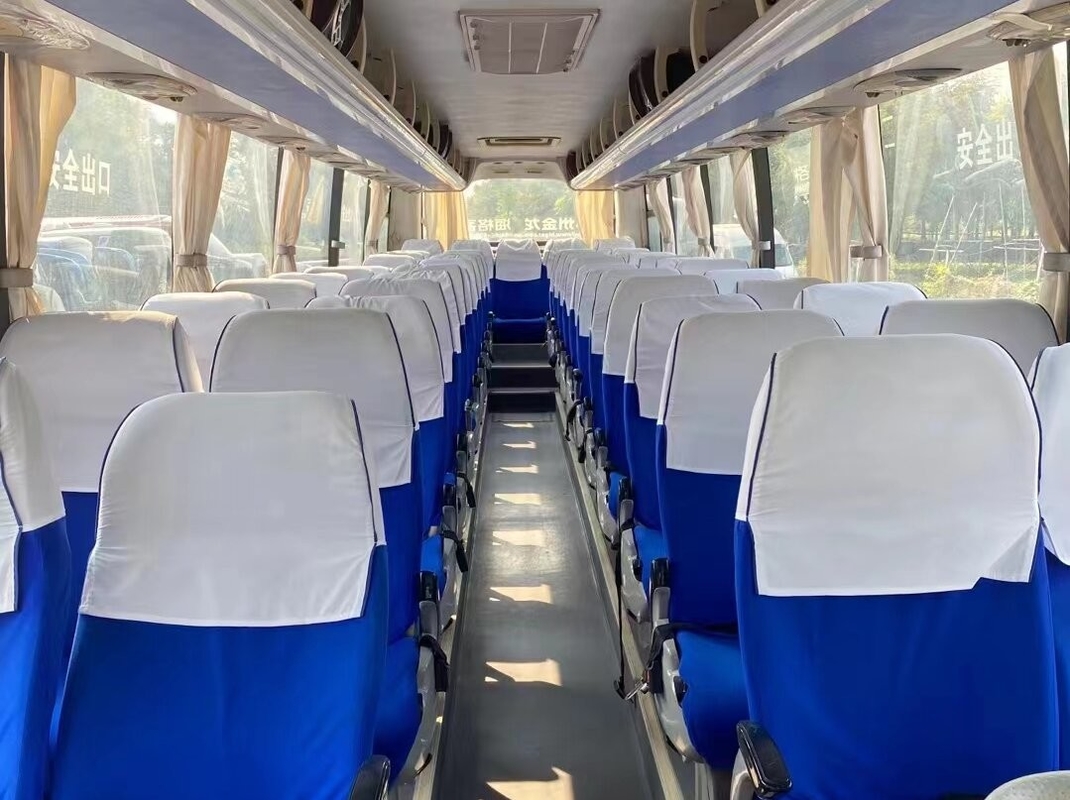 Gebruikte kerkelijke bus 2+2 Layout 49 - 51 zitplaatsbus met AC lederen stoelen Koetsbussen KLQ6119