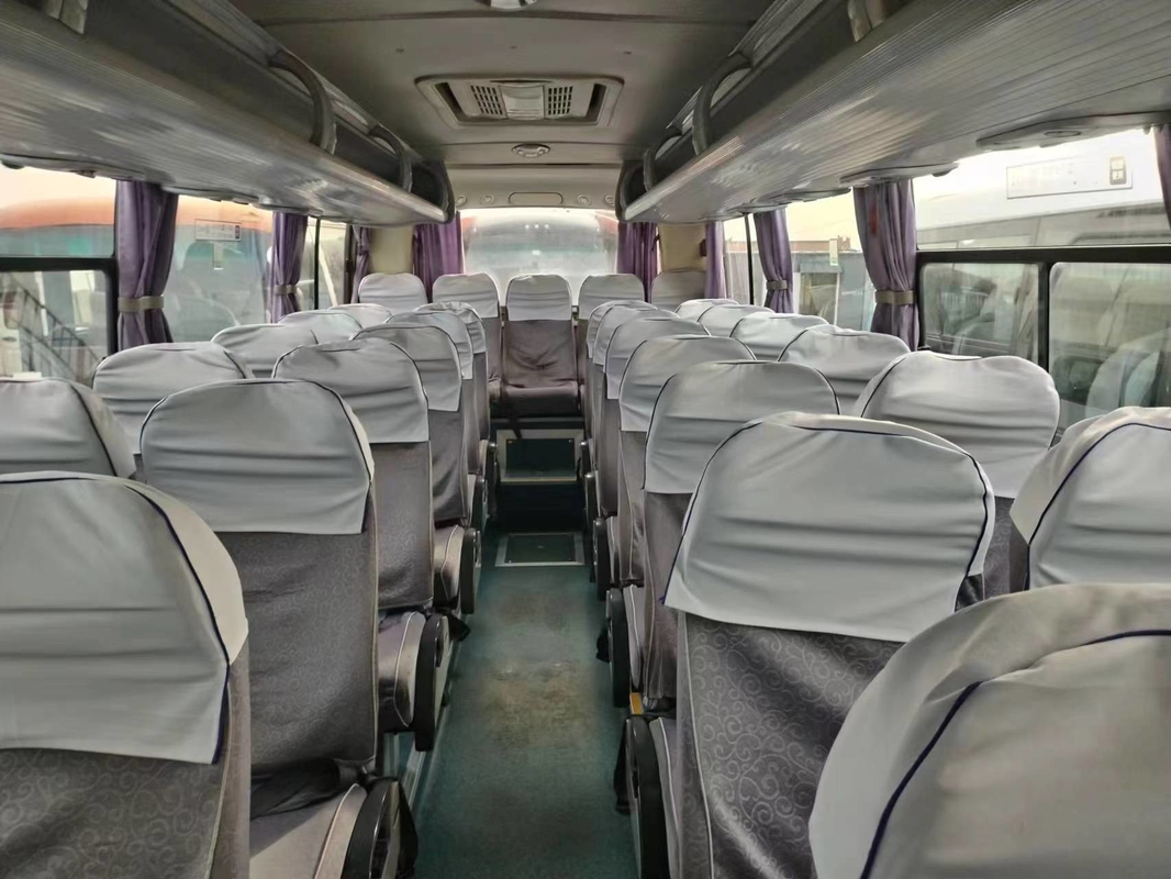 39 zitplaatsen YUTONG Bus ZK6888 Gebruikte Diesel Bus Tweede Hand Coach Euro III Emissie Bagagerek