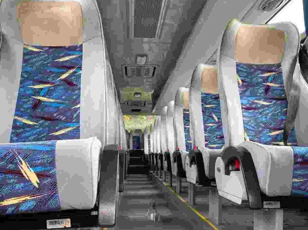 Luxe tweedehands YUTONG bus 2015 jaar Euro-IV emissie 51 zitplaatsen groot bagageruimte