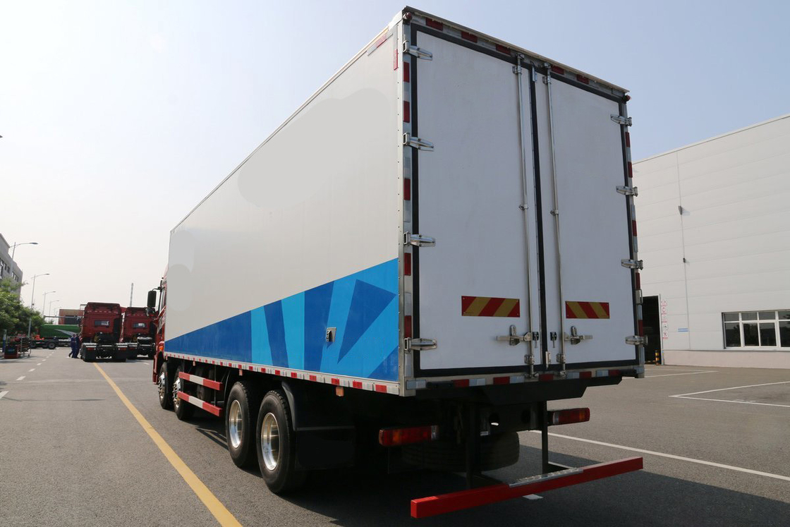 Qingdao Jiefang CA5310 JH6 Diesel 12 Gear 400 Hp 8X4 High Roof Deflector 9.4m Koeltruck