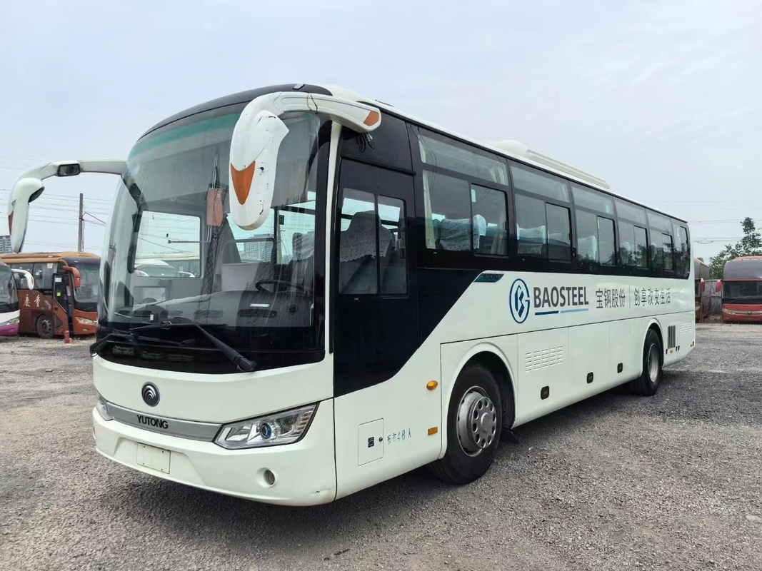 Elektrische bus te koop 48 zitplaatsen China Bus Yutong ZK6115 Leaf Lente 2017 Jaar 300KM Per Charge