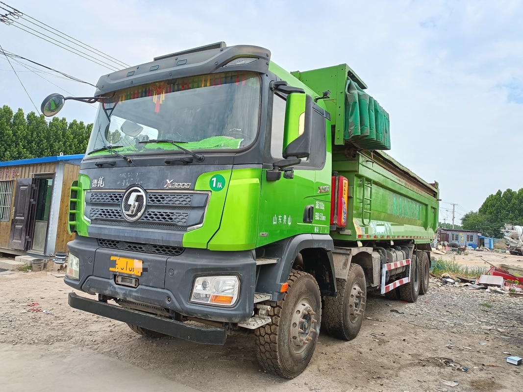 8x4 Tipper Truck Shacman Dump Truck Te koop 2021 Jaar 30-50 Tonnen Rots Sands Transport