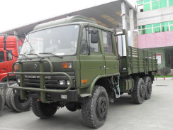 20 ton vrachtwagen buiten de weg 6*6 Olijfgroen Dongfeng Tianjin Flatbed Truck Cummins Motor