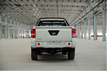 Auto dubbele cabine pick-up 4x4 Foday pick-up 3100mm wielbasis gloednieuw te koop RHD diesel
