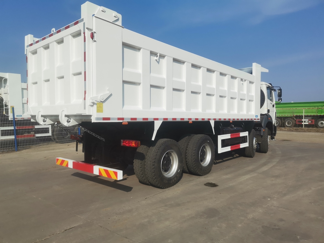 Brandnieuwe dumptruck Beiben 8*4 Witte kleur Weichai 380 pk Turbo Euro 2 Gebruik in Afrika