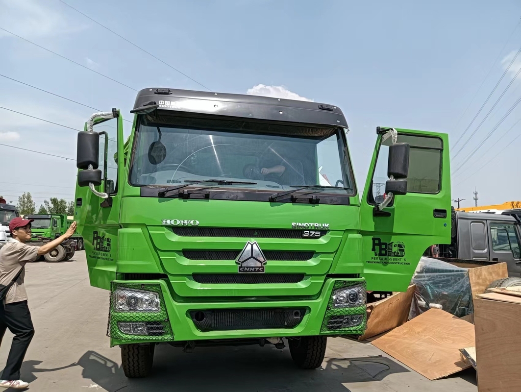 Gebruikte dumper trucks gebruikt in Zimbabwe Sinotruk Howo Leaf Spring 30CBM Doos Rechterhandsdrijving