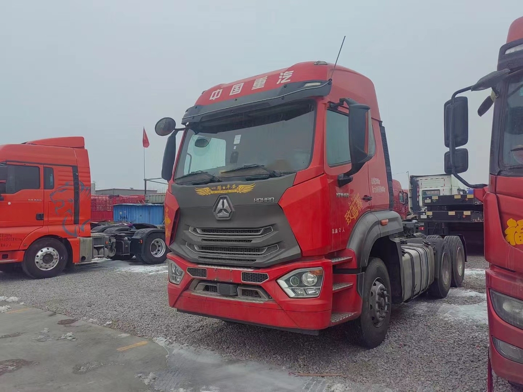 Gebruikte vrachtwagens Traktoren Sinotuck Hohan 6*4 Rijmodus 10 Wielen 460 pk Motor Diesel LHD