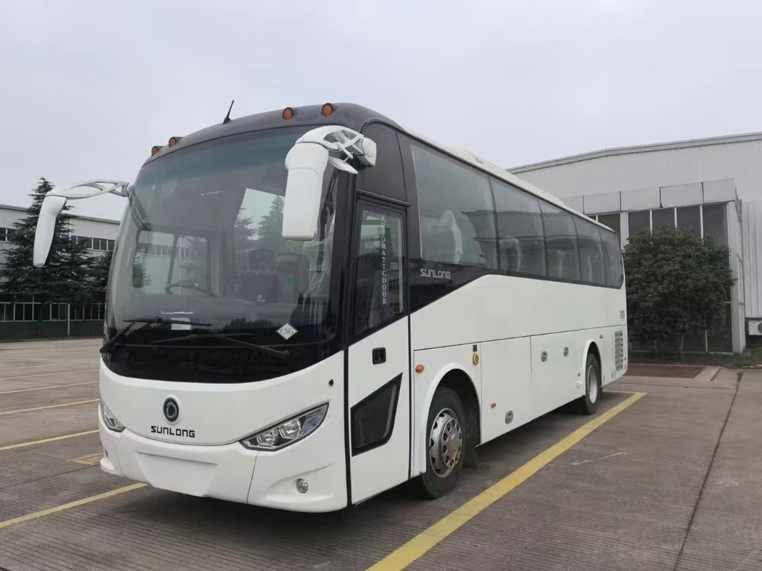 Gebruikte bus 36 zitplaatsen Sunlong Bus SLK6102 CNG Yuchai Motor Rechtsrijden Gebruik in Afrika