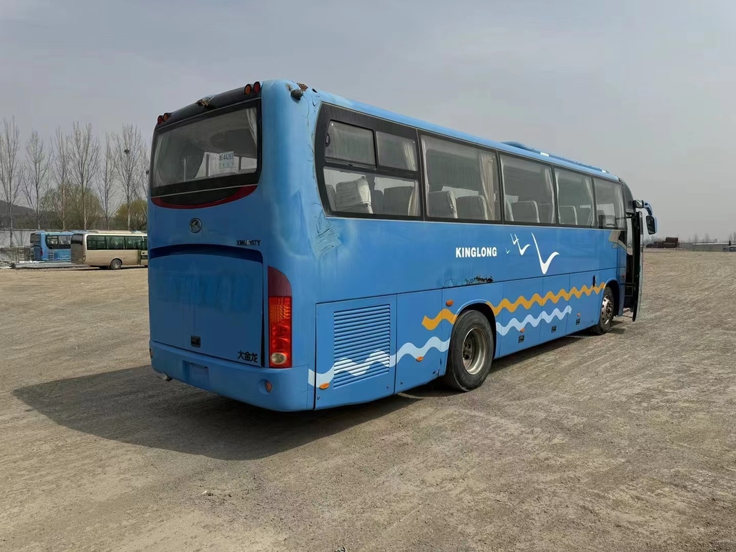 Coach Bus Long Distance Kinglong XMQ617 Bus 47 zitplaatsen 2018 Year Leaf Spring Bagagecompartiment