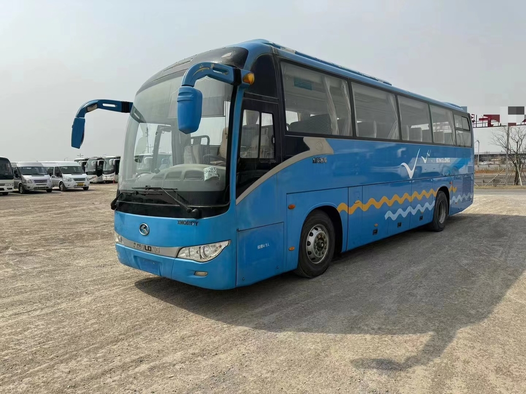 Coach Bus Long Distance Kinglong XMQ617 Bus 47 zitplaatsen 2018 Year Leaf Spring Bagagecompartiment