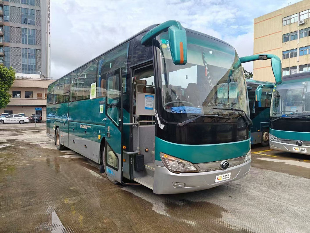 Gebruikte Yutong Bussen Te koop Coach Bus ZK6119 Kofferruimte 42 zitplaatsen Langafstand 2017 Jaar