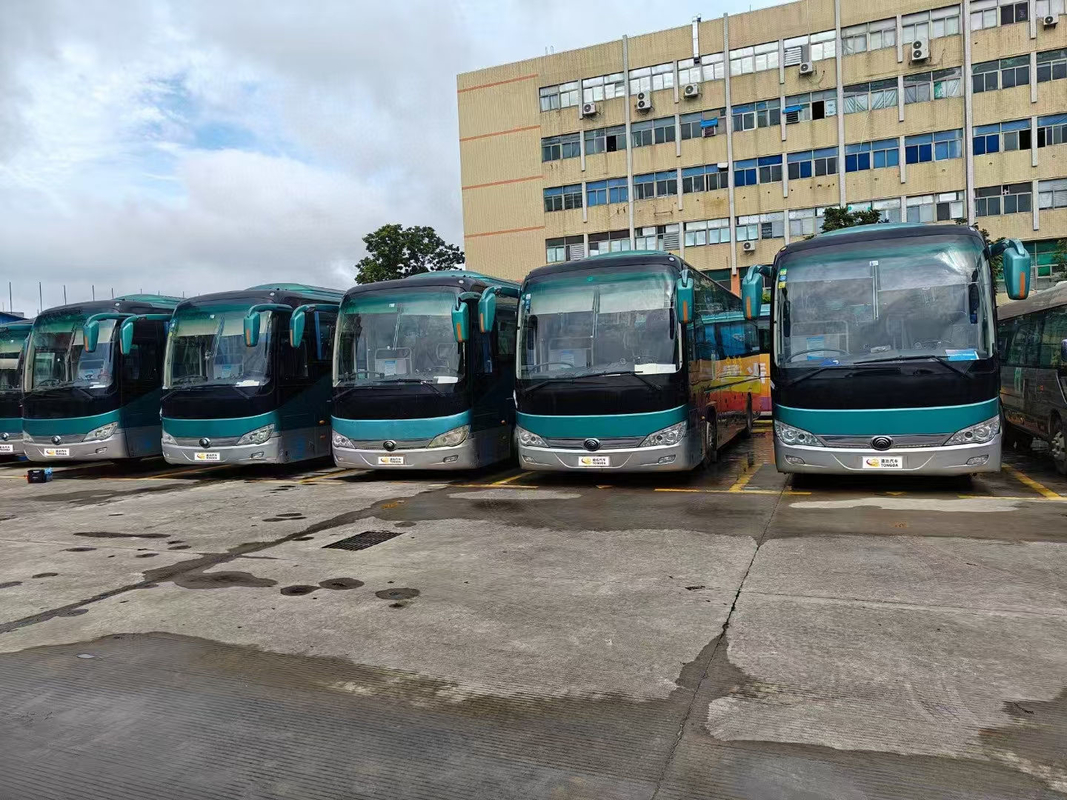 Gebruikte Yutong Bussen Te koop Coach Bus ZK6119 Kofferruimte 42 zitplaatsen Langafstand 2017 Jaar