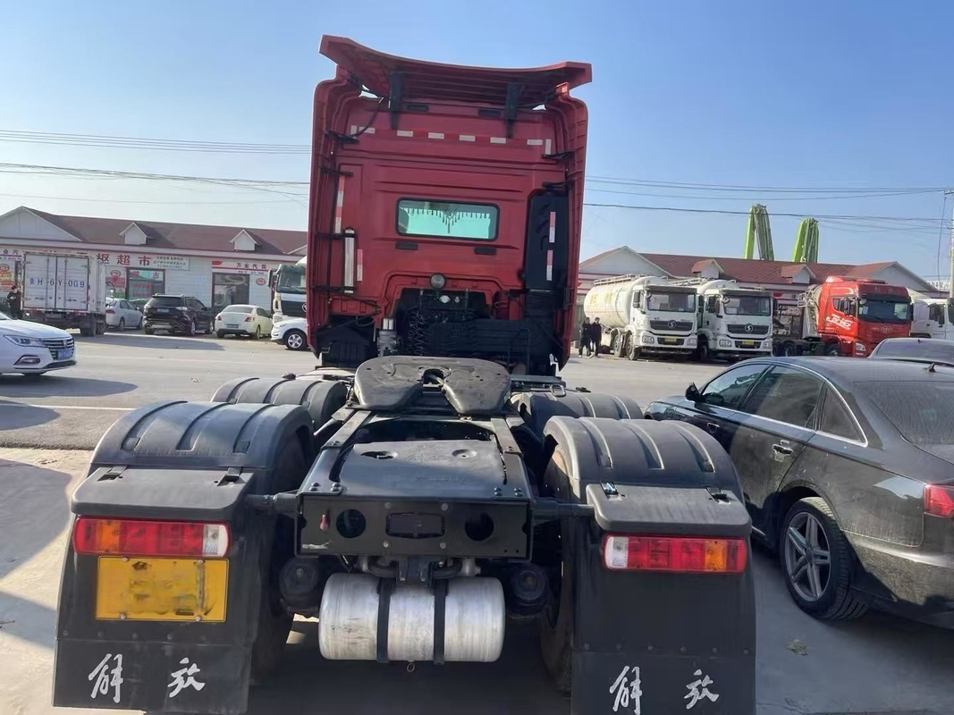 Gebruikte hoofdtrucks met ABS Jiefang Tractor Head JH6 2021 Jaar 6*4 Drive Mode AT Weichai550hp