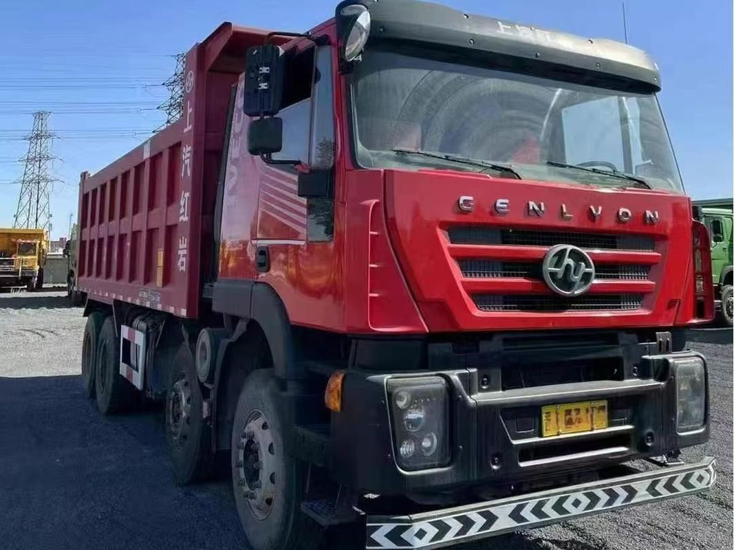 China Tweedehands vrachtwagens Zwaar SAIC Hongyan Dump Truck 8×4 Truck Technology Linkshandige aandrijving 390 pk