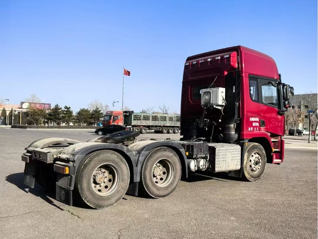 Gebruikte zware sleepwagens en het hoofd 2023 Jaar SHACMAN X5000 Weichai Motor 530hp VAST versnellingsbak