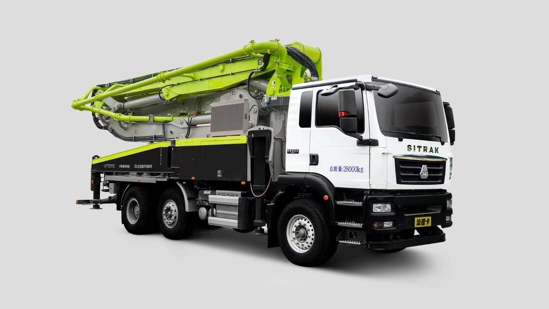 Betonpomptruck 37 meter Zoomlion 6*4 Sinotruk Sitrak Chassis Vijf-sectie Boom Voor Flexibiliteit