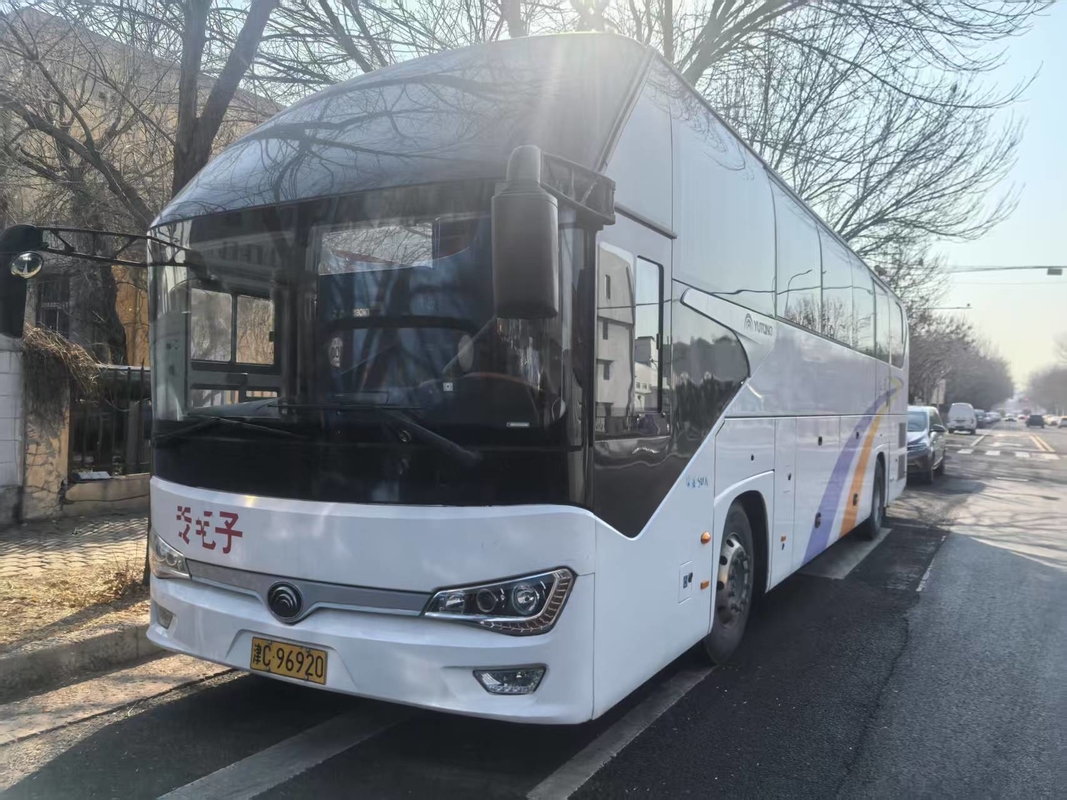 Yutong Bus 50 zitplaatsen Luxe 2021 Jaar Yutong ZK6128 Airbag Suspension Weichai Engine 336hp Tour Bus