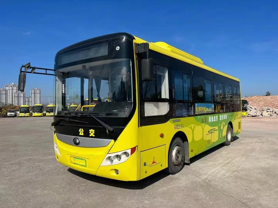 Gebruikte elektrische bus Yutong City Bus ZK6815 Batterijduur 280km 23 zitplaatsen 59 Passagiers Public Transport