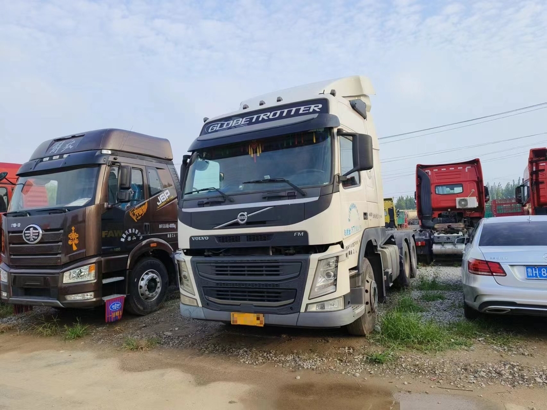 Gebruikte trekkerhoofdtrucks Volvo FM 460 pk 2e aanhangwagen 2019 jaar High Rood cab met slaapruimte Long Distacne Transport