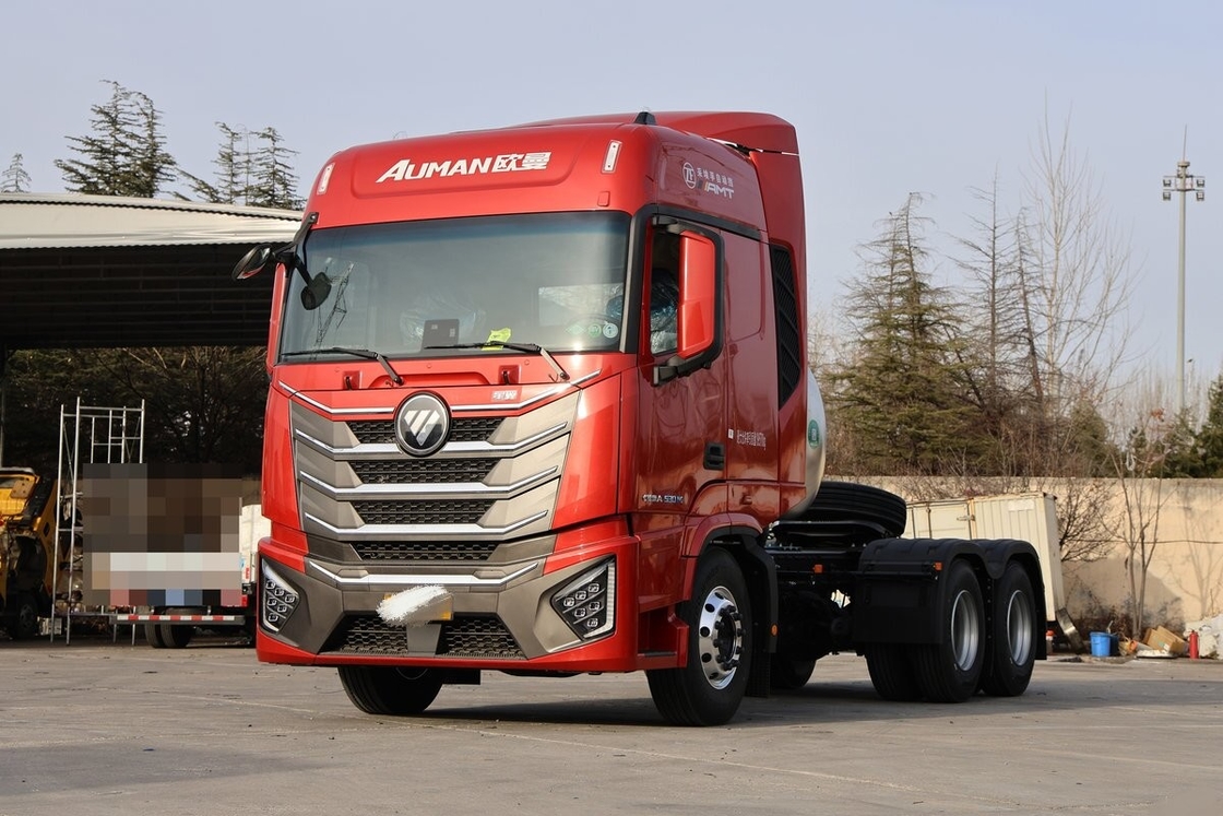 Gebruikte Foton Auman 6X4 Traktor Truck Head GTL6 10 banden voor langeafstandsvervoer LNG-motor 530 pk