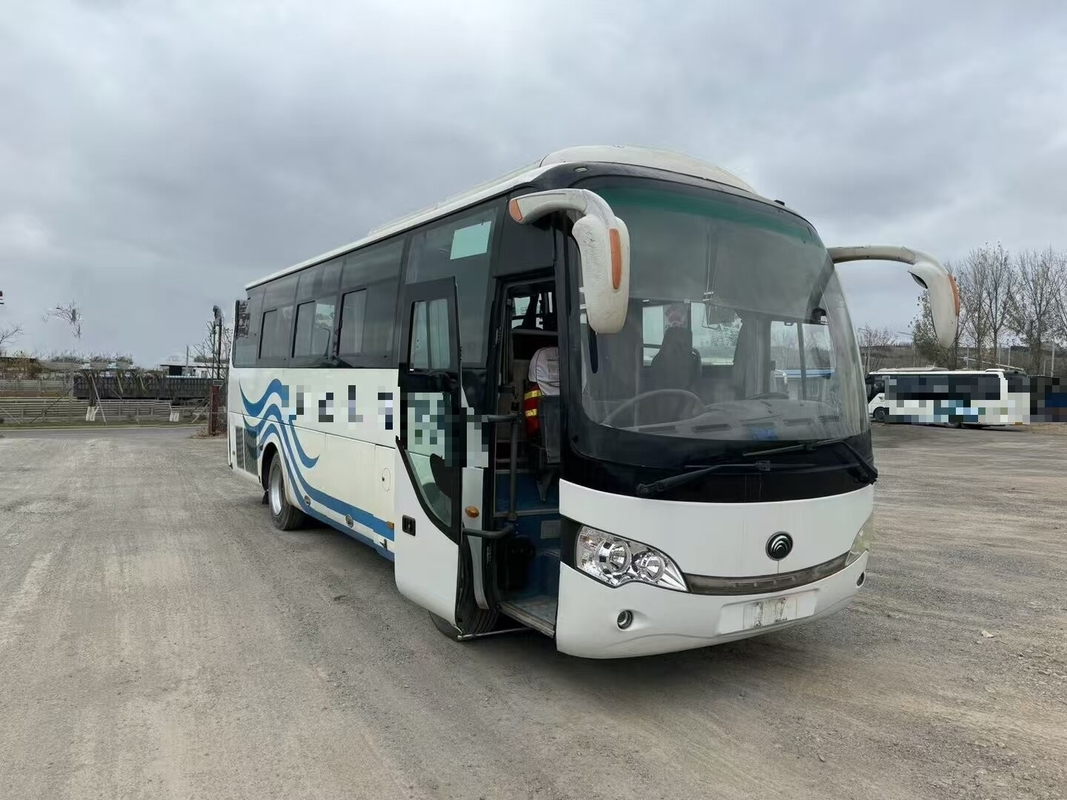 Commerciële passagiersbus YUTONG ZK6888 Gebruikte bus Goedkope middelgrote luxe brandstofzuinige 36 zitplaatsen