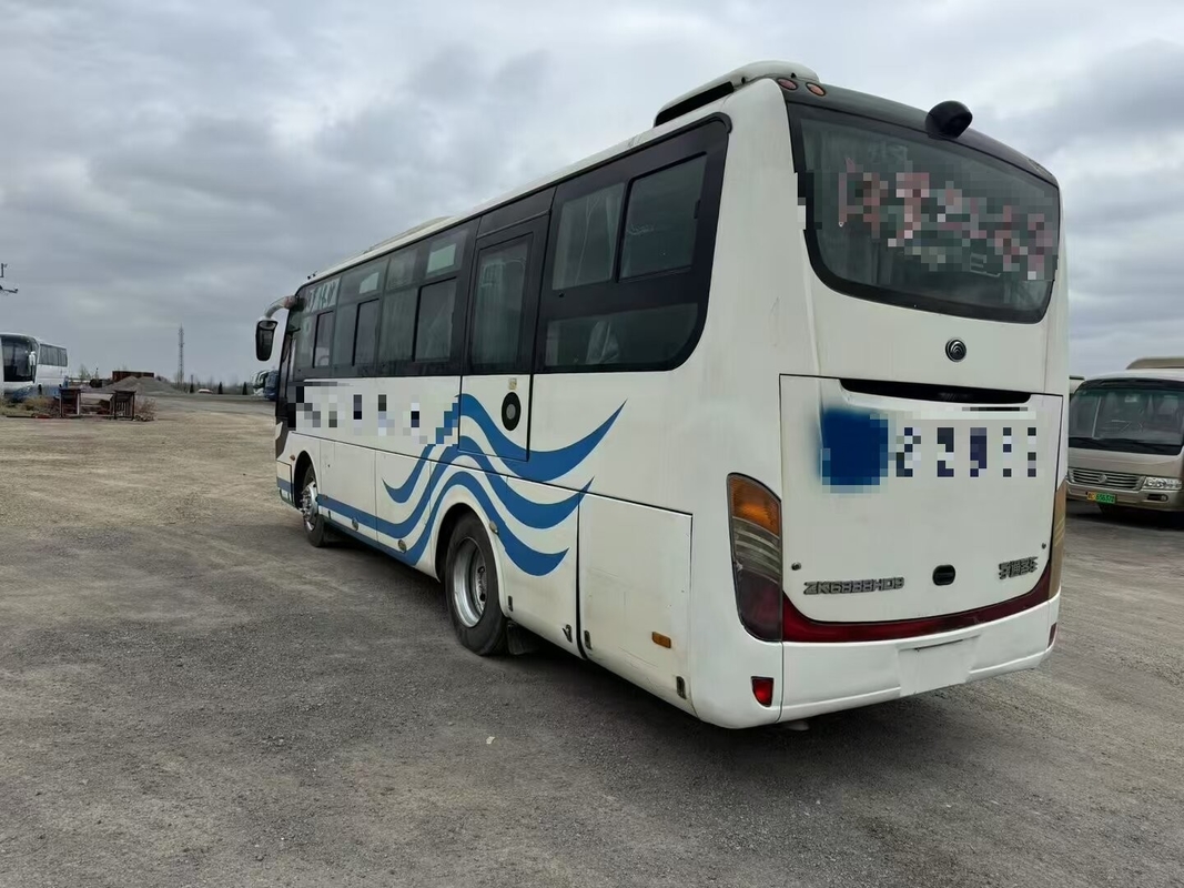Commerciële passagiersbus YUTONG ZK6888 Gebruikte bus Goedkope middelgrote luxe brandstofzuinige 36 zitplaatsen