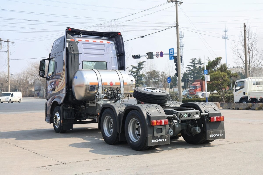 Gebruikte tractor Truck Paard te koop Sinotruk Howo Th7-N 6*4 Drive Mode 480hp Gasbrandstof Type Head