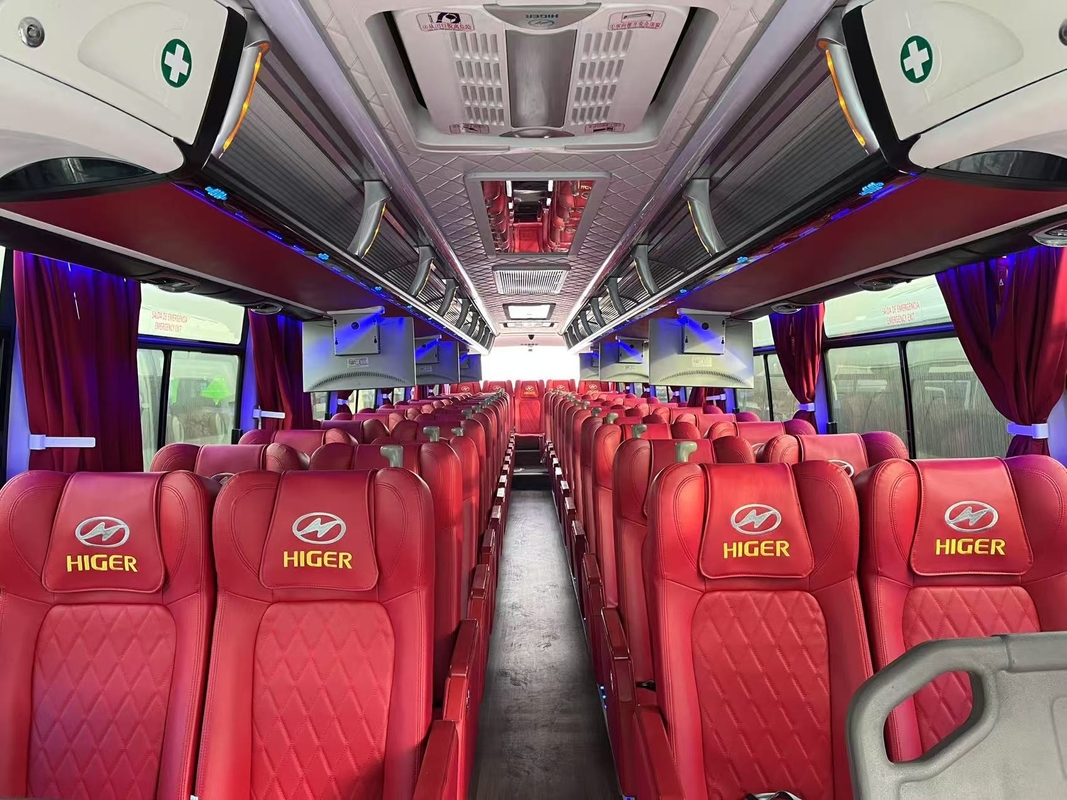 Gebruikte tourbus te koop hogere doule assen Cummins motor360hp 55 zitplaatsen Rhd