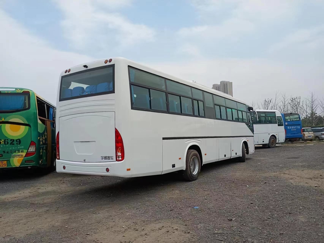 Gebruikte Yutong Bus Op voorraad Zk6112d 53 zitplaatsen Dachai Diesel brandstof type Euro 2 motor met middelste deur