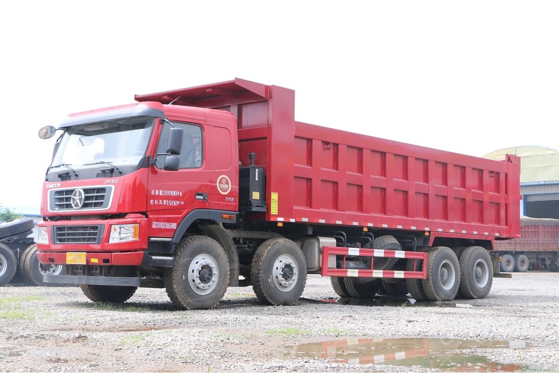 Gebruikte vrachtwagens te koop Dayun N8C 375hp 8*4 Drive Mode Koop gebruikte vrachtwagen Beste prijs naar Afrika