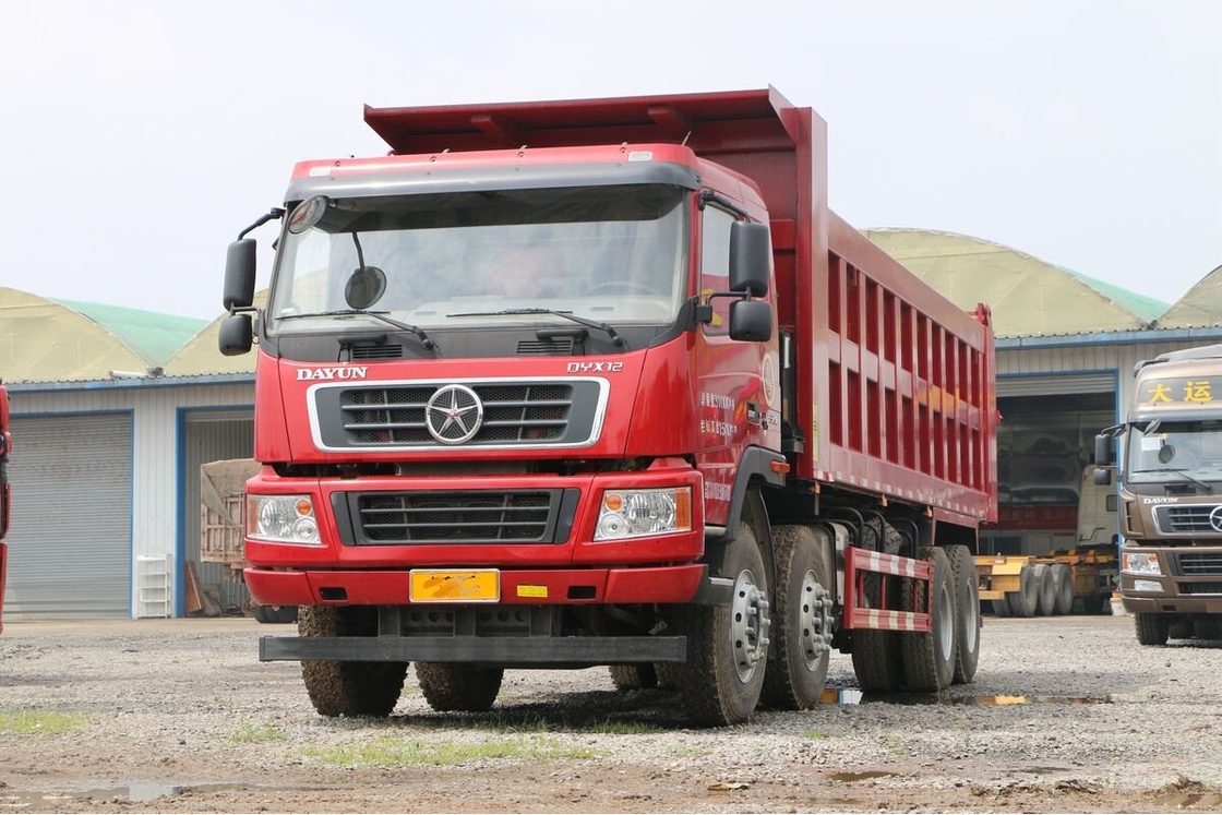 Gebruikte vrachtwagens te koop Dayun N8C 375hp 8*4 Drive Mode Koop gebruikte vrachtwagen Beste prijs naar Afrika