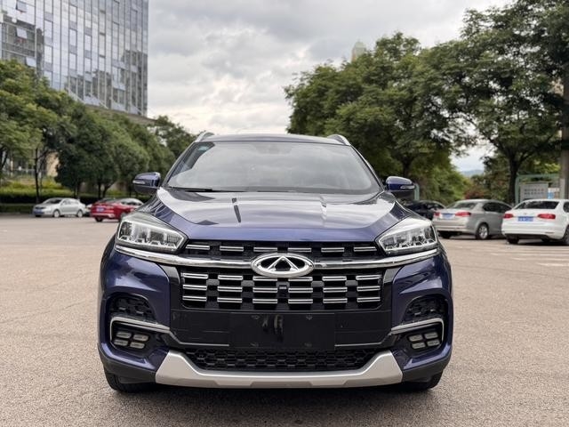 Chinese Gebruikte SUV Weinig Kilometers Chery Tiggo 8 SUV Automatische Transmissie 2019 jaar Familie- en Commercieel Gebruik