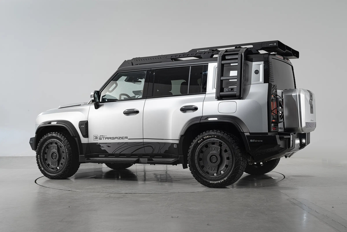 Chinese SUV Low Mileage Silver Dragon Wing SUV Automatic Transmission 2024 jaar Familie En Commercieel Gebruik