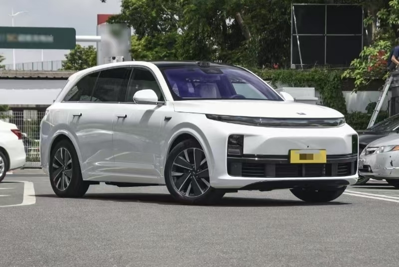 Nieuwe Li Auto SUV 2025 Jaar 4WD Extended Range Auto Duurzame Krachtige Ideale Auto Met Aangepaste Kleur