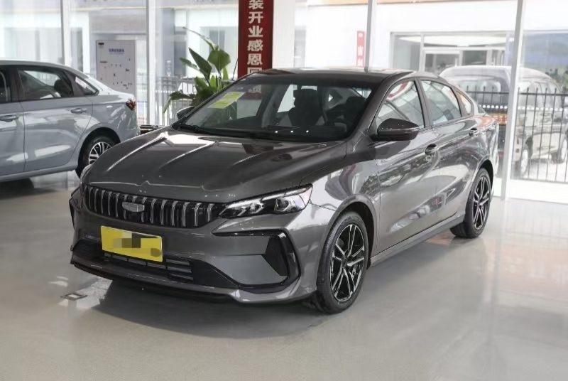 Nieuwe Geely 2024 Jaar 2WD Benzineauto Duurzame Krachtige Ideale Auto Met Aangepaste Kleur