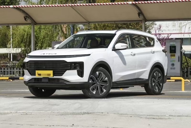 Jetour SUV Low Mileage SUV Automatic Transmission 2025 jaar met aangepaste kleur