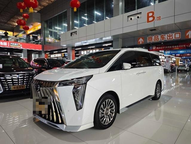 Goedkope Trumpchi M8 2023 Grandmaster Series 2.0TGDI Ultimate Edition Te koop 2wd Luxe familie gebruik