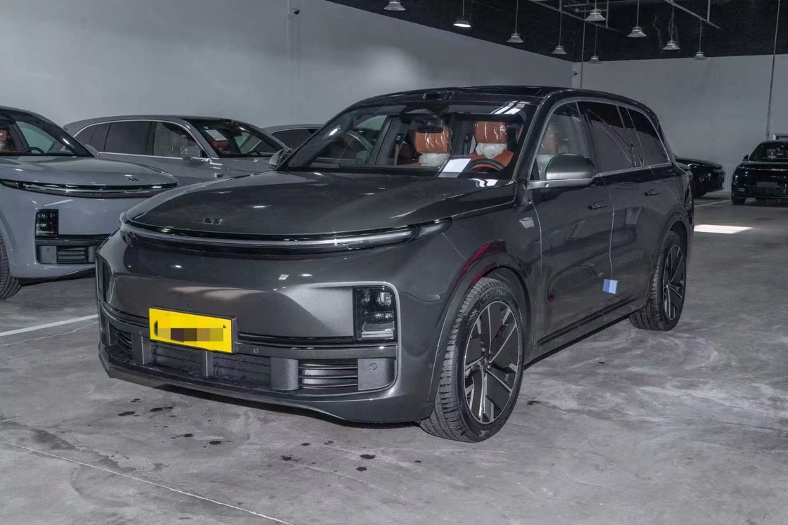 Nieuwe Li9 voor export Ideaal 2025 Jaar Persoonlijk vervoer Low Mileage Electric & Gasoline Hybrid