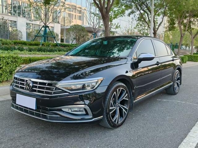 Goedkoop Gebruikt 2021 Magotan 330TSI DSG 30e verjaardag Edition voor gezinsgebruik